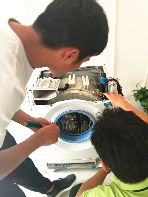 滚筒洗衣机清洗与维修基础实操指南