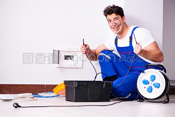 家里那位“修理工”的奇幻漂流记